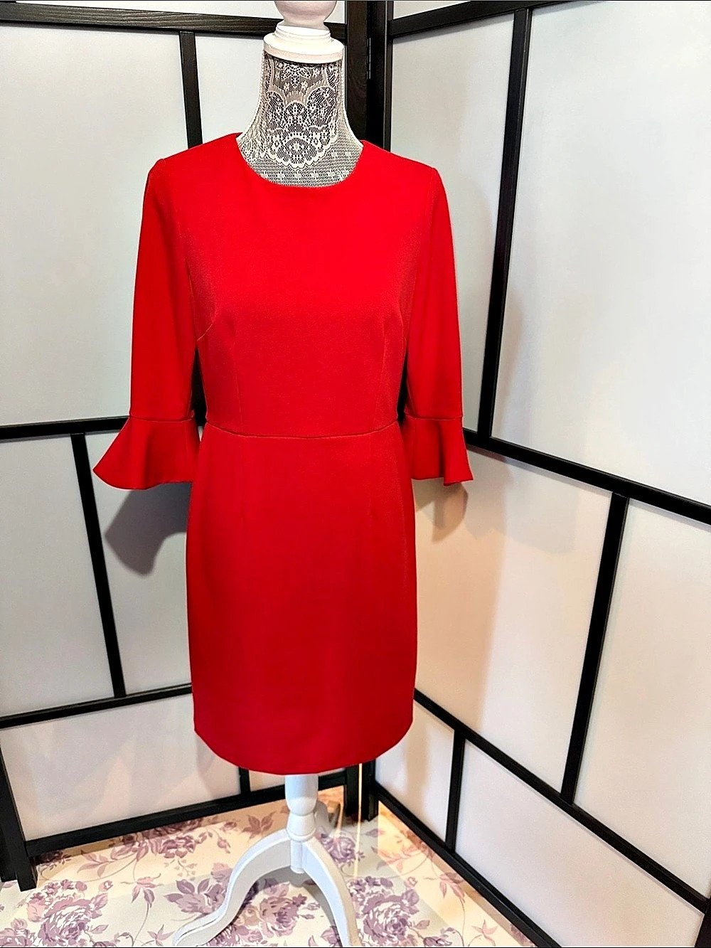 Donna Morgan Kendall Bell Sleeve Sheath Dress Red Size 6